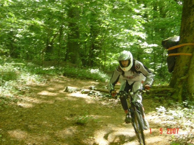 gal/VTT 2007/Descente_1_mai_2007_AlgrangeVTT/DSC07466.JPG